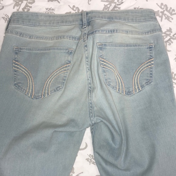 Hollister Jean Legging Size 7 Lightwash - Picture 5 of 8